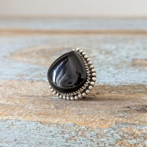 Bague argent et onyx goutte